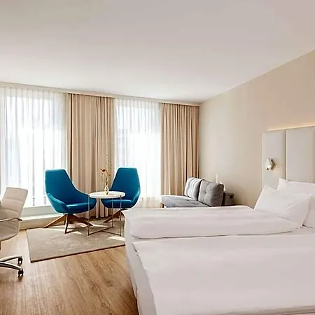 Hotel Nh 4*