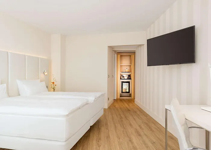 Nh Hotel 4*